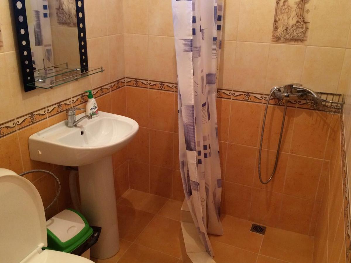 Guest House Liel Sukhumi Luaran gambar