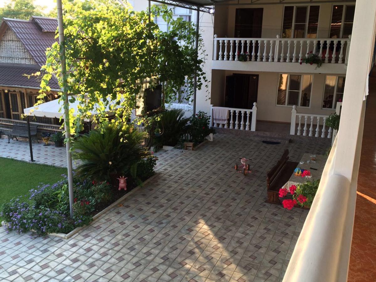 Guest House Liel Sukhumi Luaran gambar