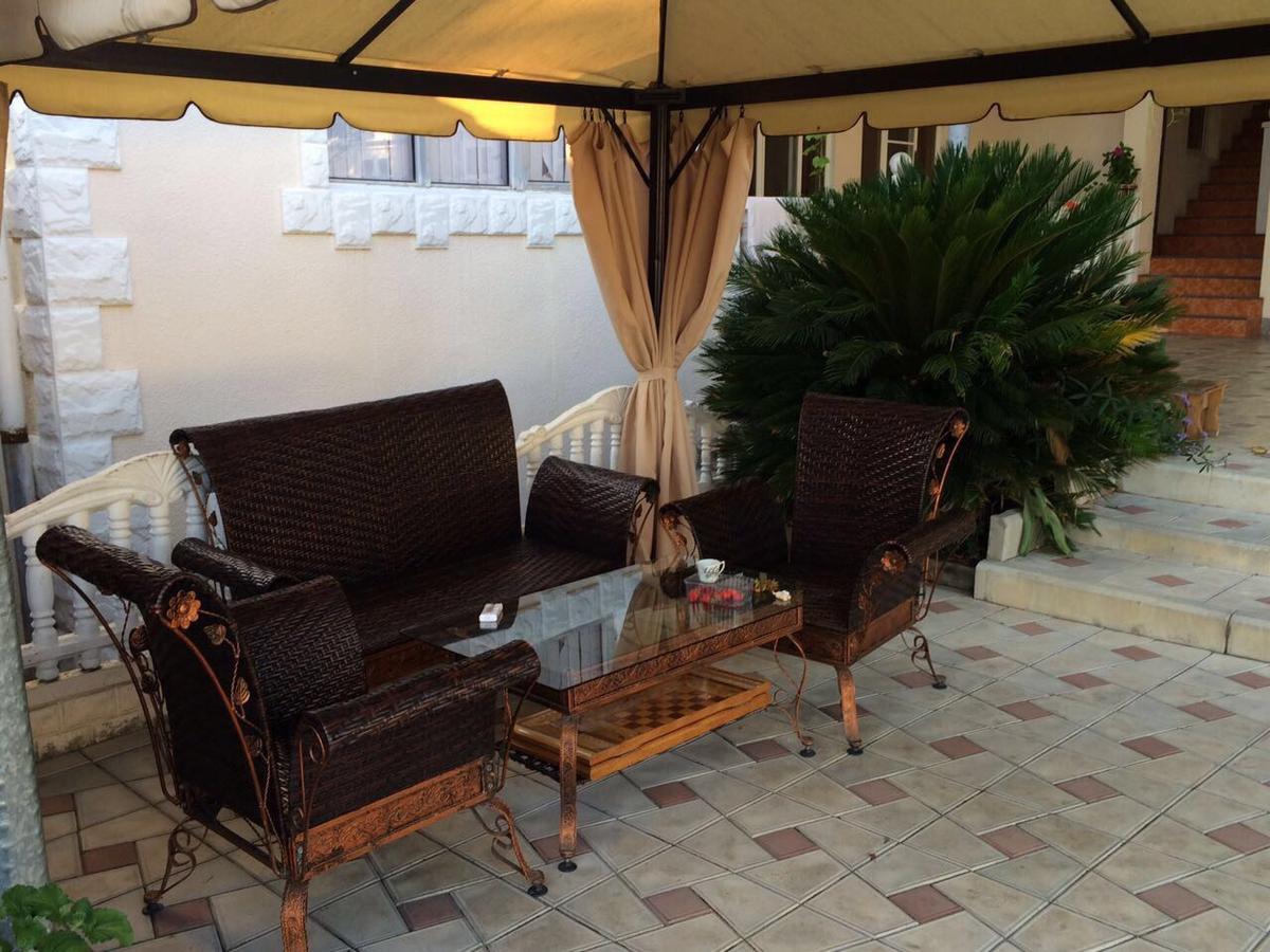 Guest House Liel Sukhumi Luaran gambar